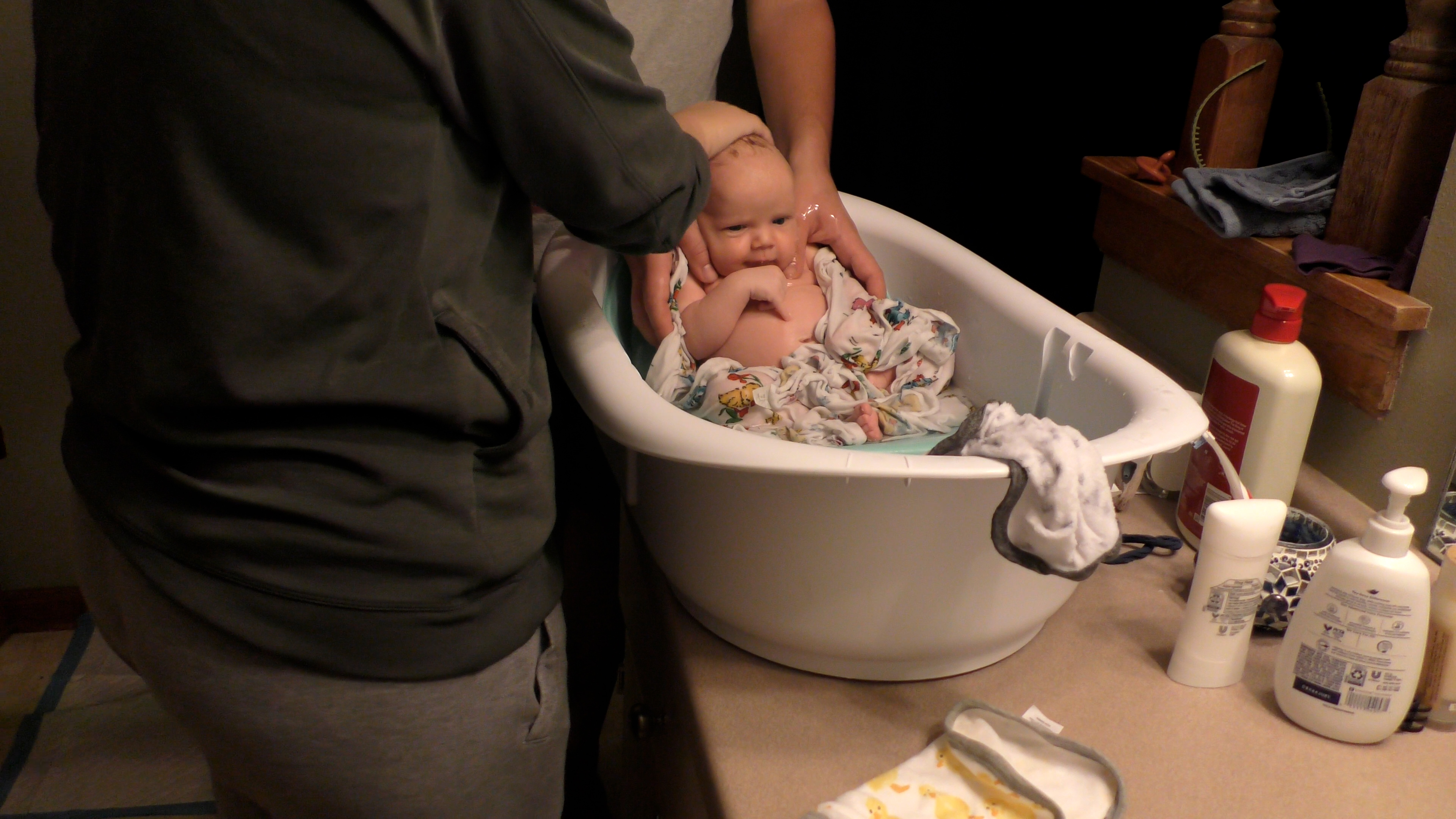 Pathways.org | Setting up a Baby Bath Time Routine Step by Step